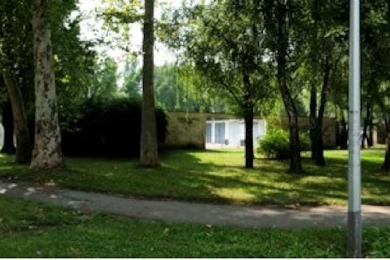 Vila Velebita, Sweet Cozy Appartement :) ซาเกร็บ ภายนอก รูปภาพ