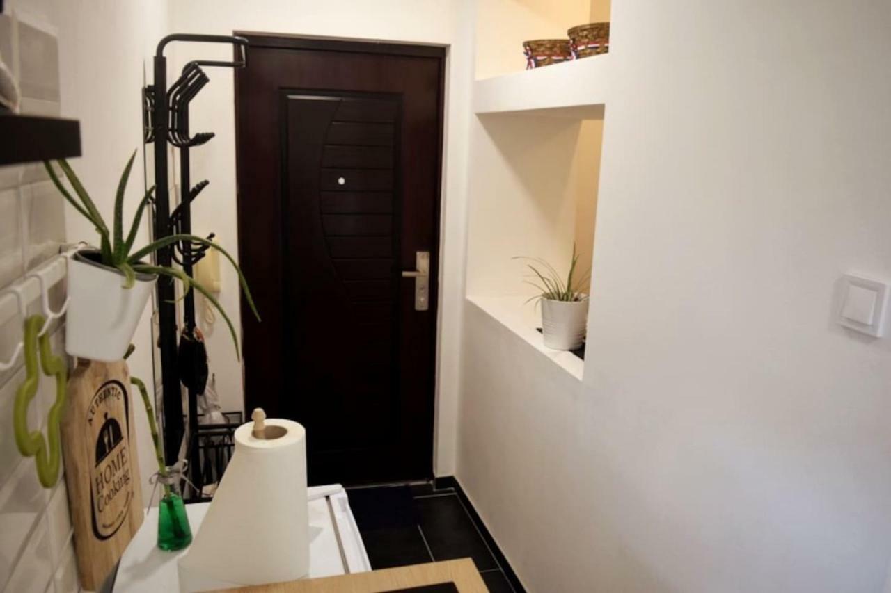 Vila Velebita, Sweet Cozy Appartement :) ซาเกร็บ ภายนอก รูปภาพ